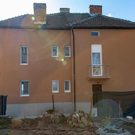 Hotel Navial Gabrovo Exterior foto